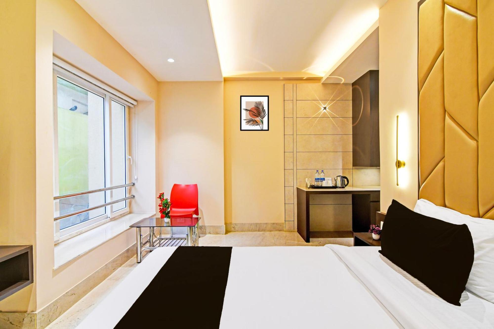 Super Hotel O Samotel Calcutta Extérieur photo
